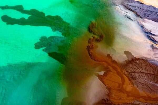 La colorida presa de relaves de Hubei brilla como un arcoíris 🌈 La_colorida_presa_de_relaves_de_Hubei_brilla_como_un_arcoi_ris__