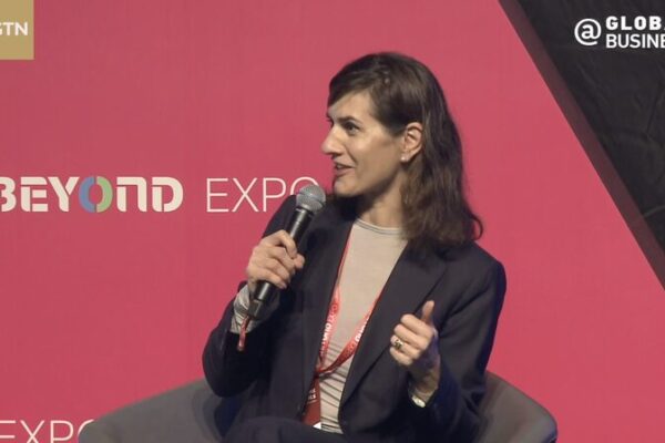 La cumbre SheTech impulsa el empoderamiento de las mujeres en tecnología en BEYOND Expo 🌟 La_cumbre_SheTech_impulsa_el_empoderamiento_de_las_mujeres_en_tecnologi_a_en_BEYOND_Expo__ video poster