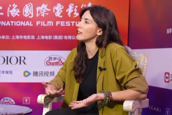 La directora Lila Avilés conecta culturas en el Festival de Cine de Shanghái La_directora_Lila_Avile_s_conecta_culturas_en_el_Festival_de_Cine_de_Shangha_i video poster