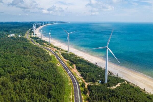 ¡La épica autopista costera de Hainan ya está abierta: 988 km de aventura escénica! 🌊🚗 _La_e_pica_autopista_costera_de_Hainan_ya_esta__abierta__988_km_de_aventura_esce_nica____ video poster