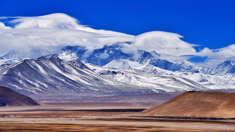 La_e_pica_bu_squeda_clima_tica_de_China_comienza_en_la_regio_n_del_Monte_Qomolangma___