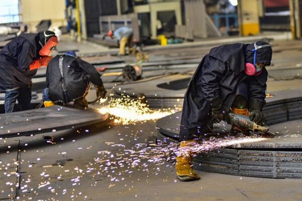 La economía de China despega: aumento del 7% a principios de 2024 🚀 La_economi_a_de_China_despega__aumento_del_7__a_principios_de_2024__