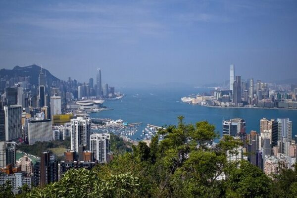 ¡La economía de Hong Kong está en alza! 🙌 Descubre por qué _La_economi_a_de_Hong_Kong_esta__en_alza____Descubre_por_que_