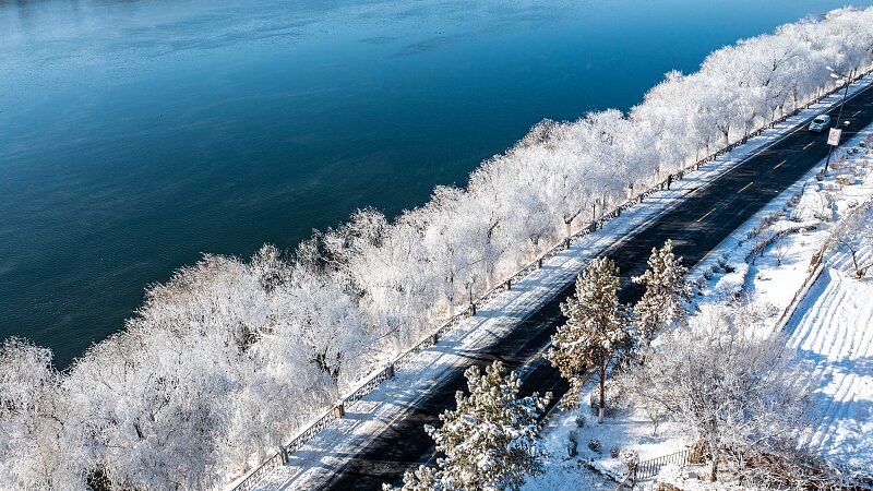 La_escarcha_suave_convierte_a_la_ciudad_de_Jilin_en_un_parai_so_invernal