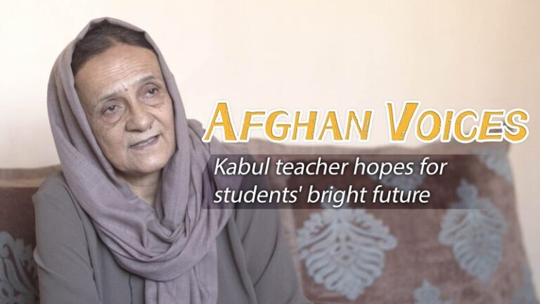 La esperanza brilla en Kabul: Maestra lucha por el futuro de sus estudiantes La_esperanza_brilla_en_Kabul__Maestra_lucha_por_el_futuro_de_sus_estudiantes video poster