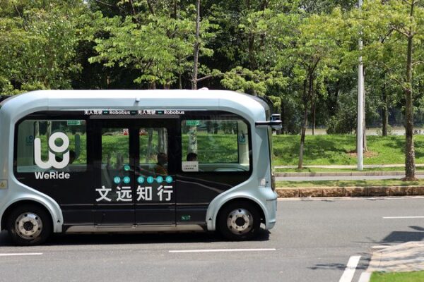 La estrella de la conducción autónoma de China, WeRide, se dispara con un aumento del 19 % en su debut en Nasdaq 🚀 La_estrella_de_la_conduccio_n_auto_noma_de_China__WeRide__se_dispara_con_un_aumento_del_19___en_su_debut_en_Nasdaq__