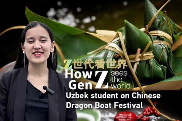 La estudiante uzbeka Rachel celebra el Festival del Barco Dragón en Chengdu 🎉 La_estudiante_uzbeka_Rachel_celebra_el_Festival_del_Barco_Drago_n_en_Chengdu__ video poster