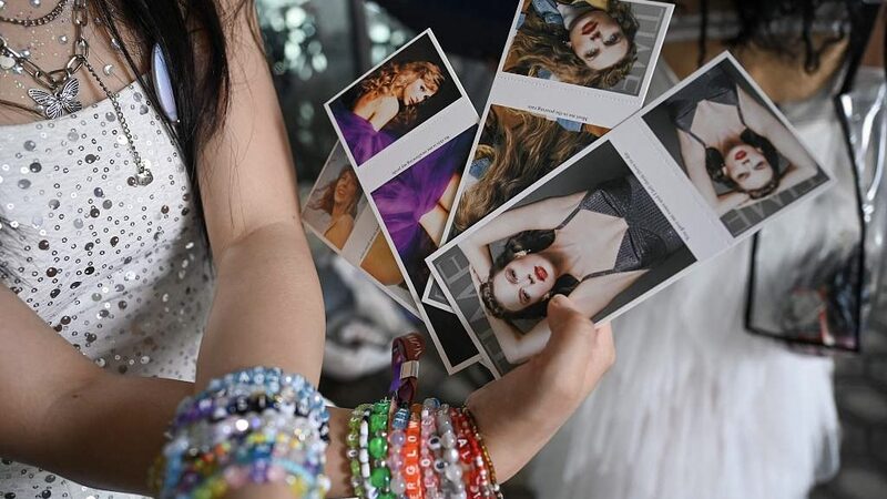La_fiebre_de_Taylor_Swift_invade_Singapur__Las_Swifties_chinas_y_el_feno_meno_Swiftonomics video poster