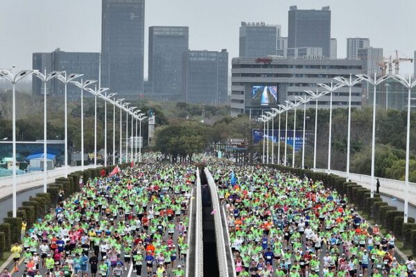 La_fiebre_del_marato_n_en_China__Corriendo_hacia_la_primavera______