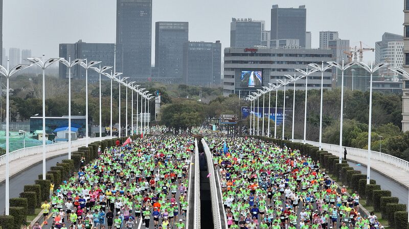 La_fiebre_del_marato_n_en_China__Corriendo_hacia_la_primavera______