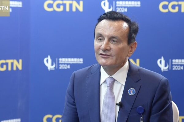 La_gran_apuesta_de_AstraZeneca_en_China__Innovacio_n_e_inversio_n_impulsando_la_salud_global video poster