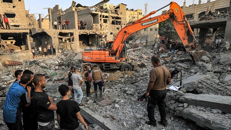 La_hora_ma_s_oscura_de_Gaza__hospitales_cerrando_ante_la_crisis_de_combustible video poster