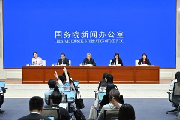 La inversión extranjera en bonos chinos se dispara por más de $40 mil millones a principios de 2024 La_inversio_n_extranjera_en_bonos_chinos_se_dispara_por_ma_s_de__40_mil_millones_a_principios_de_2024