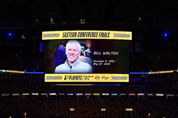 La leyenda de la NBA Bill Walton fallece a los 71 años 🌟 La_leyenda_de_la_NBA_Bill_Walton_fallece_a_los_71_an_os__
