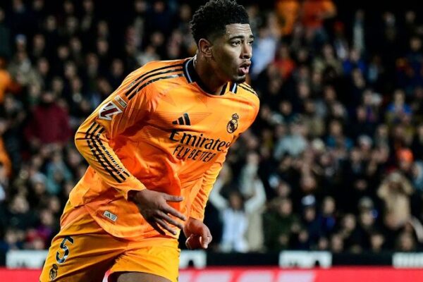 __La_magia_de_u_ltimo_minuto_de_Bellingham___El_Real_Madrid_triunfa_sobre_el_Valencia_tras_la_expulsio_n_de_Vinicius_