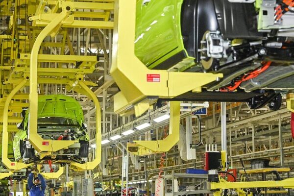 La_manufactura_de_China_en_febrero_disminuye_ligeramente______La_culpa_es_de_las_fiestas___