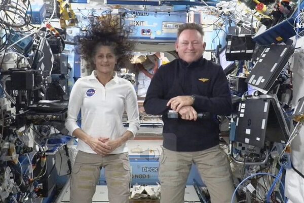 La misión de 8 días de los astronautas de la NASA se convierte en una estancia de 9 meses en el espacio 🚀 La_misio_n_de_8_di_as_de_los_astronautas_de_la_NASA_se_convierte_en_una_estancia_de_9_meses_en_el_espacio__