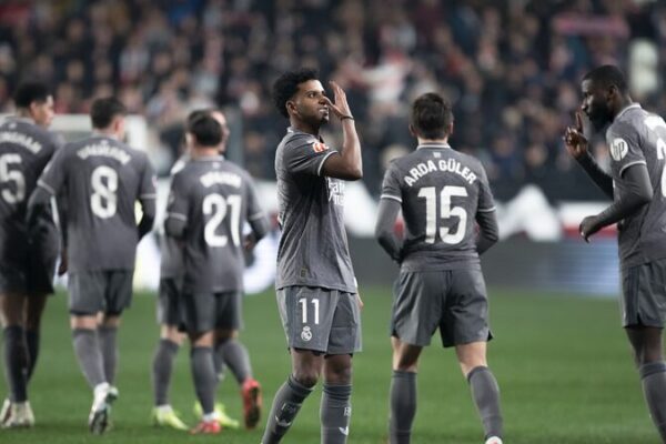 La_remontada_del_Real_Madrid_queda_corta_en_un_e_pico_empate_3_3_con_Rayo_Vallecano