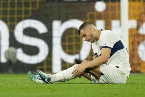 La salida de Lucas Hernandez de la Eurocopa 2024: De luchas a la fama ✨ La_salida_de_Lucas_Hernandez_de_la_Eurocopa_2024__De_luchas_a_la_fama__