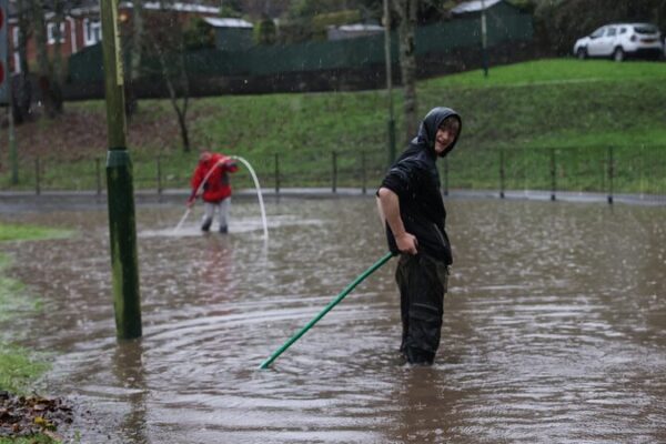 La tormenta Bert trae inundaciones generalizadas en Gran Bretaña 🌧️ La_tormenta_Bert_trae_inundaciones_generalizadas_en_Gran_Bretan_a___