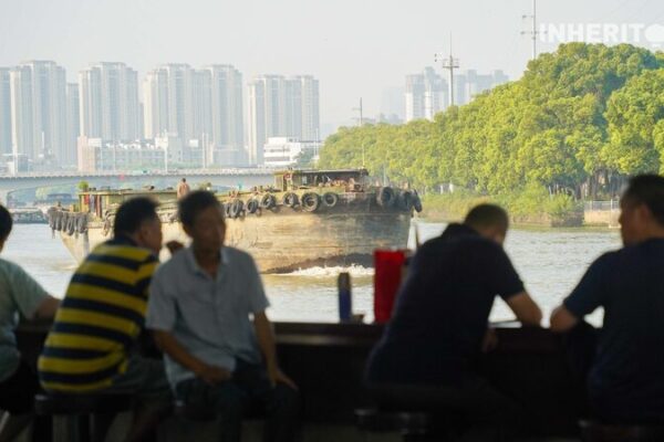 La vida a lo largo del Gran Canal de Wuxi: agua y vida urbana en armonía La_vida_a_lo_largo_del_Gran_Canal_de_Wuxi__agua_y_vida_urbana_en_armoni_a