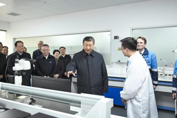 La visita de Xi Jinping a Hunan enciende una nueva ola de innovación 🚀 La_visita_de_Xi_Jinping_a_Hunan_enciende_una_nueva_ola_de_innovacio_n__
