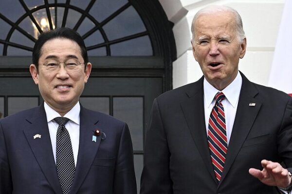 ¿La visita del primer ministro japonés a EE.UU.: una búsqueda de paz o un preludio al conflicto? 🤔 _La_visita_del_primer_ministro_japone_s_a_EE_UU___una_bu_squeda_de_paz_o_un_preludio_al_conflicto___