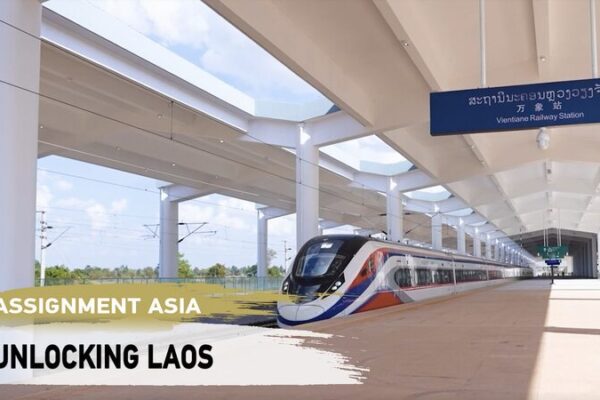 Laos_en_la_vi_a_ra_pida__Co_mo_el_ferrocarril_China_Laos_esta__cambiando_el_juego____ video poster