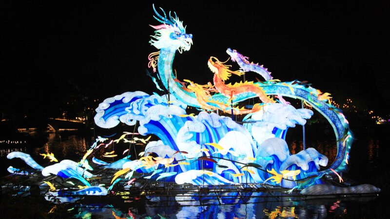 Las_linternas__China_Chic__iluminan_el_Parque_Bailuzhou_en_Nanjing