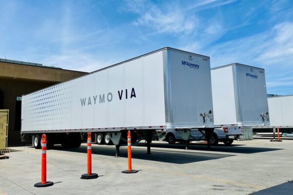 Las nuevas reglas de California para camiones autónomos 🚛 generan debate sobre seguridad Las_nuevas_reglas_de_California_para_camiones_auto_nomos___generan_debate_sobre_seguridad