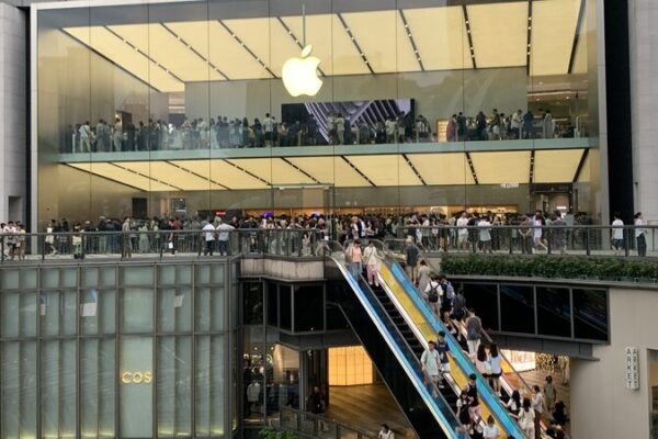 _Las_ventas_del_nuevo_iPhone_16_en_China_aumentan_un_20__en_tres_semanas____