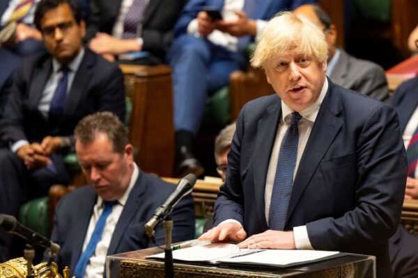 Legisladores_brita_nicos_critican_al_gobierno_por_la_crisis_afgana_en_debate_de_emergencia___