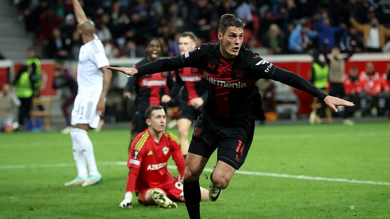 Leverkusen_remonta_e_picamente_y_mantiene_su_racha_invicta_de_37_partidos