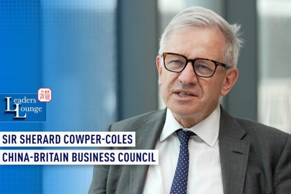 Li_Jianhua_de_CGTN_charla_con_el_presidente_del_CBBC__Sir_Sherard_Cowper_Coles__sobre_negocios_globales video poster