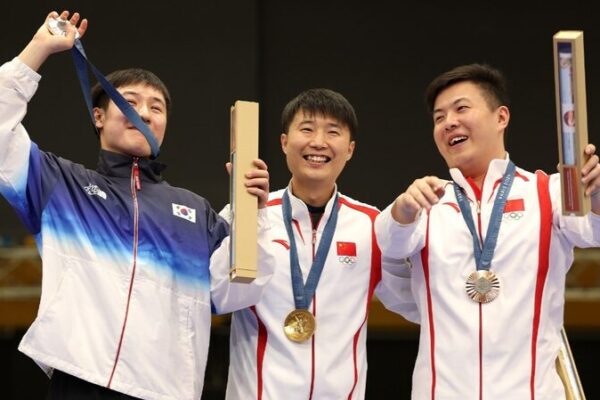 Li_Yuehong_hace_historia___primer_oro_oli_mpico_de_China_en_pistola_ra_pida_25m_masculina___