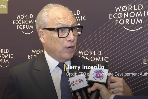 Líder Empresarial Saudí Elogia el Crecimiento Económico de China en la Reunión del WEF en Riad Li_der_Empresarial_Saudi__Elogia_el_Crecimiento_Econo_mico_de_China_en_la_Reunio_n_del_WEF_en_Riad video poster
