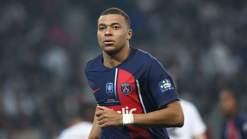 Ligue_1_ordena_al_PSG_pagar_a_Mbappe___55_millones_en_salarios_no_pagados___