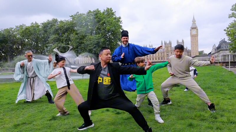 Llevando_el_bienestar_chino_antiguo_a_Londres__Baduanjin_se_encuentra_con_el_Hanfu__ video poster