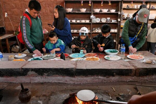 Los_Campamentos_de_Estudio_de_Invierno_en_Yunnan__El_Nuevo_Favorito_de_las_Familias_Durante_el_Festival_de_Primavera