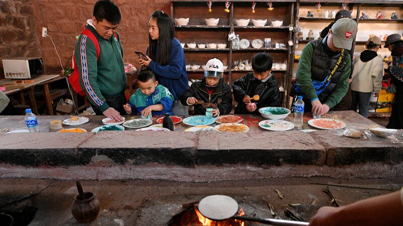 Los_Campamentos_de_Estudio_de_Invierno_en_Yunnan__El_Nuevo_Favorito_de_las_Familias_Durante_el_Festival_de_Primavera