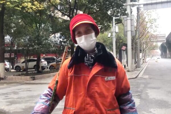 Los_Guardianes_de_Wuhan__He_roes_Cotidianos_que_Traen_Esperanza_en_Medio_del_COVID_19 video poster