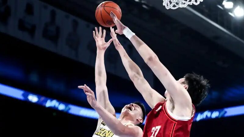 _Los_Leones_de_Guangsha_Rugen_y_Derrotan_a_Beijing_para_Asegurar_su_De_cima_Victoria_Consecutiva_