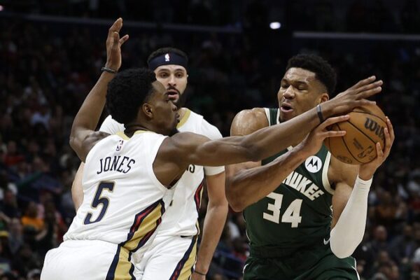 Los Pelícanos Vuelan Sobre los Bucks con Defensa Estelar 🏀🔥 Los_Peli_canos_Vuelan_Sobre_los_Bucks_con_Defensa_Estelar___