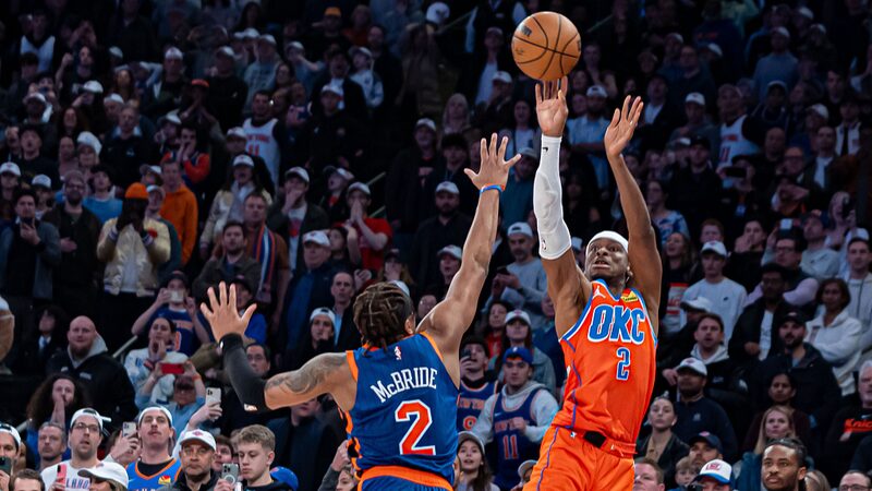 Los_Thunder_aseguran_lugar_en_los_playoffs_con_emocionante_victoria_sobre_los_Knicks___