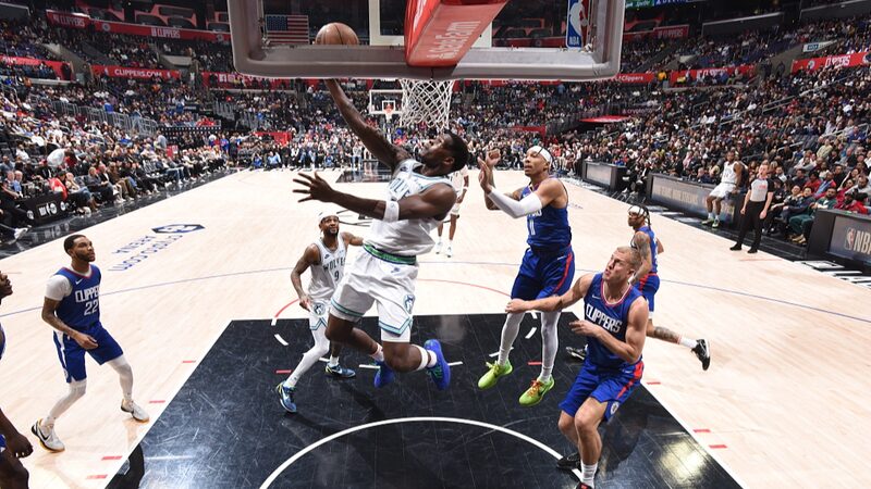 _Los_Timberwolves_Logran_una_Sorprendente_Remontada_Contra_los_Clippers____