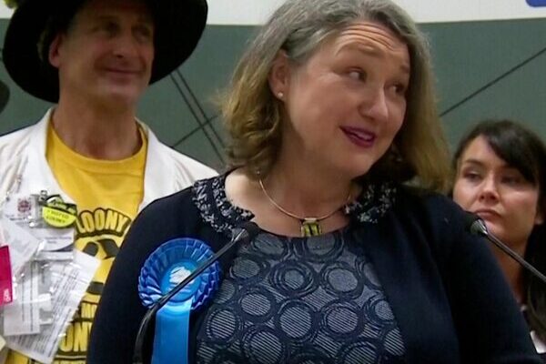 Los conservadores logran una victoria histórica en las elecciones parciales de Hartlepool, ganan terreno temprano en las votaciones del Reino Unido Los_conservadores_logran_una_victoria_histo_rica_en_las_elecciones_parciales_de_Hartlepool__ganan_terreno_temprano_en_las_votaciones_del_Reino_Unido video poster