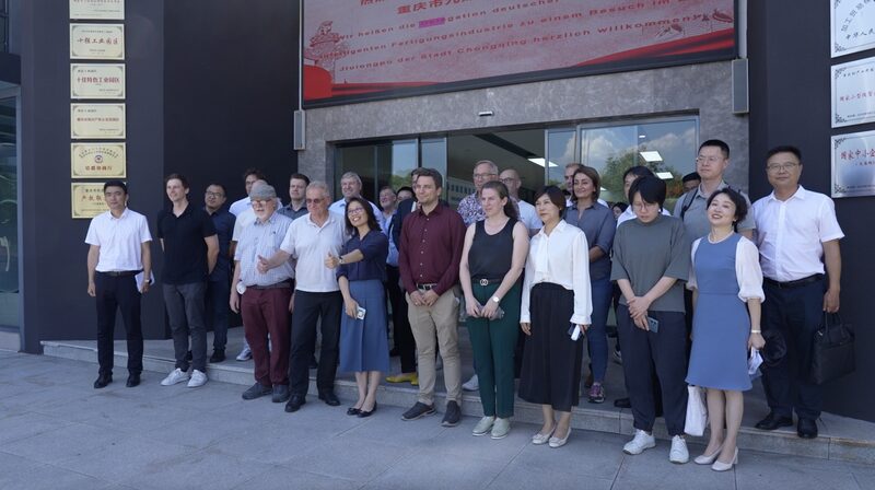 Los_fabricantes_alemanes_ven_un_futuro_brillante_en_China_tras_la_eliminacio_n_de_restricciones_de_inversio_n video poster