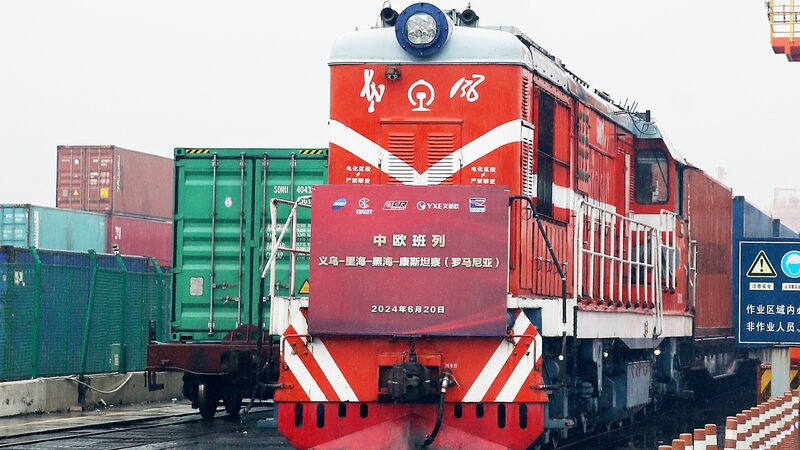 Los_ferrocarriles_de_China_rompen_re_cords__junio_ve_un_crecimiento_de_carga_sin_precedentes___