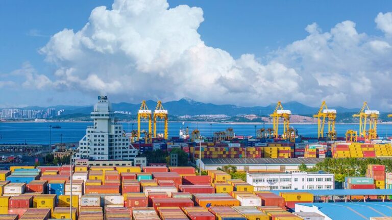 Los_grandes_movimientos_de_China__impulsando_el_comercio_y_cuidando_a_los_ancianos__