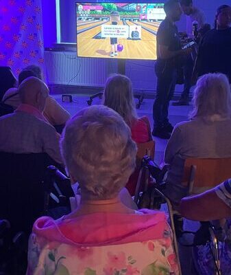 Los_mayores_de_Be_lgica_suben_de_nivel__los_primeros_juegos_de_esports_unen_generaciones video poster